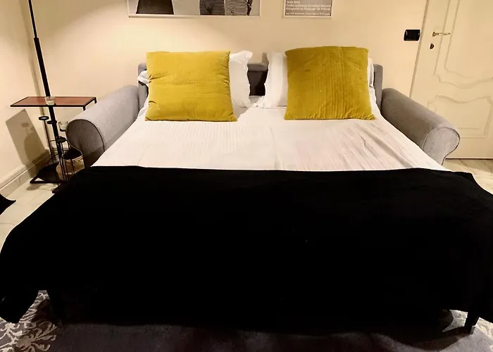 Apartament Sweethome Crispi *